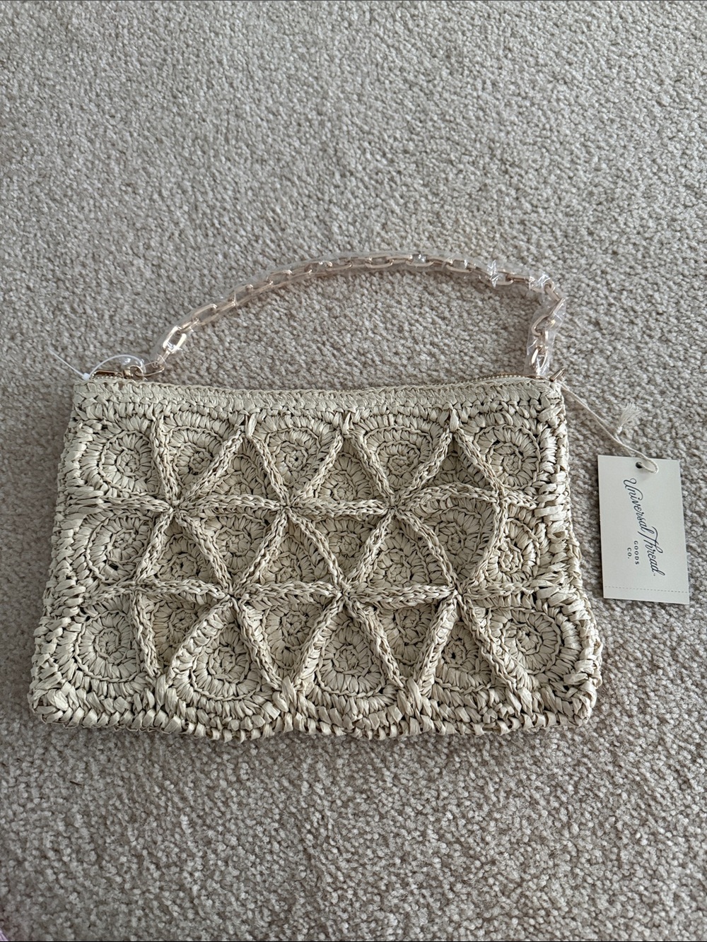 Universal Thread Straw Starfish Clutch NWT